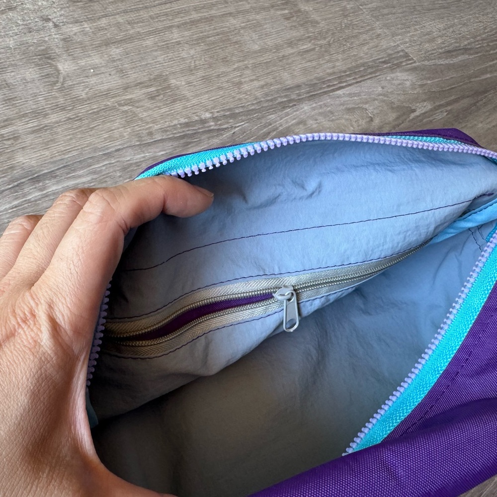 Handmade Nylon Dopp Kit - Picture 8 of 16
